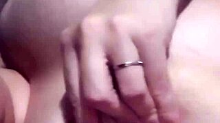 Bbw hotwife inserts dildo into her pussy