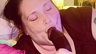 hot thick midget, can you suck and slurp on this bbc?