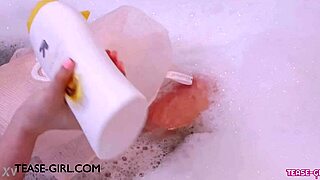 Enchanting Brunette Muse Enjoys Sensual Bath