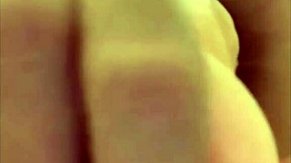 trying out my new double dildo sextoy for solo fun 😈