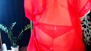 i'm aimee, hot milf moaning in fishnets and red shoes