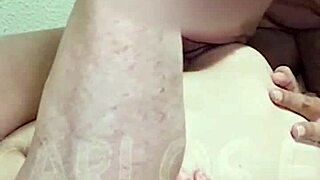 Husband licking wife's delicious pussy on bed 😍