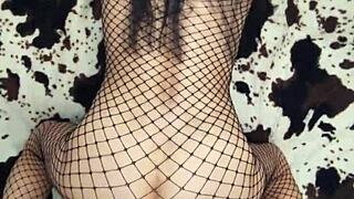 Amateur homemade erotic with married 40 years couple... so steamy! 😘