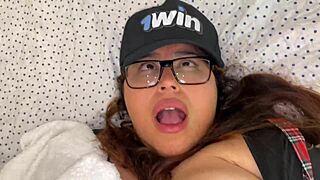 Stepmother Puts Pussy Out