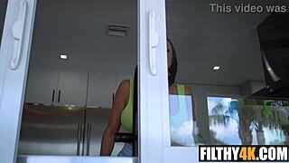 MAKE A NAUGHTY DEAL WITH HOT MILF!