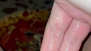 I ordered pizza and masturbated on it with my juicy pussy as a kinky arab teen craving bbc in los angeles