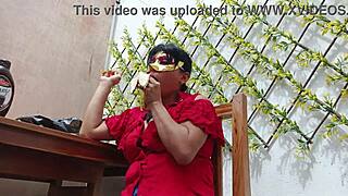 Neighbor drops by for salt but gets chocolate sugar and european blowjob from latina milf 😏