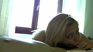 Why does this Italian amateur bbw suck and fuck so intensely at home?