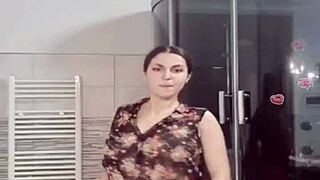 An Italian milf appears on Bigo, sharing her daily life and mature charm in casual streams.