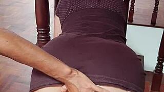 My young 18+ housewife stepmom got stuck and I fucked her hard!