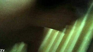 Señora peruana le encanta montar.