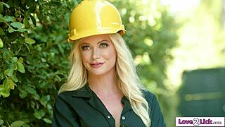 Busty MILF MENTOR LICKS Apprentices PUSSY and MAKES Her CUM