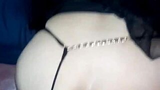 Zorrita Esta con Su Menstruación y Le Doy por La Vagina y por El Culo