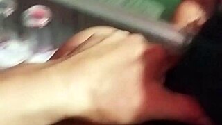 muy achondos que terminamos en el motel grabandonos con el celular