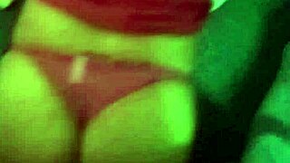 uff que rico así quiero que vengan y me cogan rico traeme una verga para mamarla