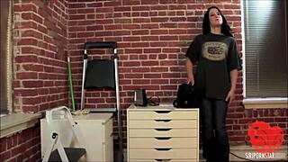 Why Does Hot Cheyenne Make Wet Pussy Lips So Tempting in Lingerie?