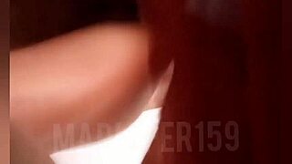 Mi papa DISCOVERS us FOLLANDO in the sala as the latina milf gets creampie