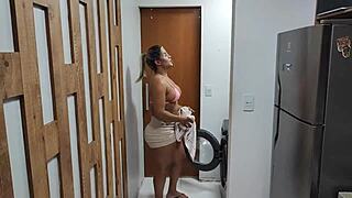 I got stuck in the washing machine and my stepson fucked my ass Luna Oliveira and Vagninho