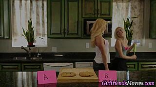 Smalltits Blonde and Brunette Lesbians Masturbate