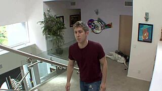 Alex Taylor Cumming Keras dan Mengerang Senang dalam Ngentot XXX Satu Lawan Satu dengan Doggystyle Fingering dan Assfucking Gaping di Lingerie Heels