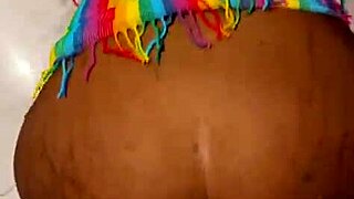 fucking landlord's wife hard in elevator until she squirts