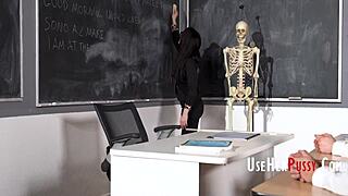 Why Does This Milf Teacher Get Free Used in Rough Student Fucking Sex?