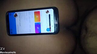 Arab milf shows sexy ass