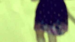 Oh wow, I'm flashing this mature Peruvian teacher with her big ass and tits in lingerie on the streets of Lima! 😏🍑