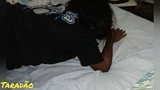 socando na preta de quatro com big ass ebony blowjob and cum in mouth