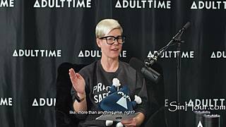 Five Years Gone But That Grip Still Works Effectively - Sophia Locke Bree Mills