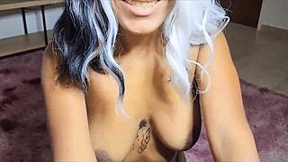 Hey, feel these tight Latina ass cheeks while I'm home alone and naughty.