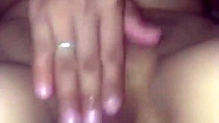 Louca De Tesão Molhadinha Bucetao Latina Milf Reaches Orgasm In Solo