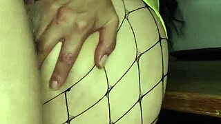 Amateur milf wife takes hardcore anal fucking