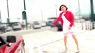 Japanese busty milf in leaked secret video