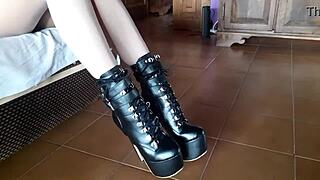 These ankle boots look great with those blue very high heels.