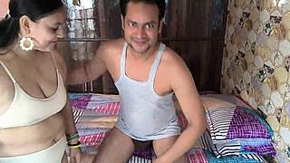 Sudhh desi romance with big ass girlfriend in bed