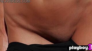 cute hannah le showing sexy natural body after sexy milf posed outdoor