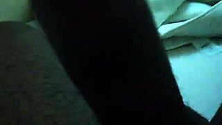 Dubai Mature Women Seek Discreet Weekend Cock