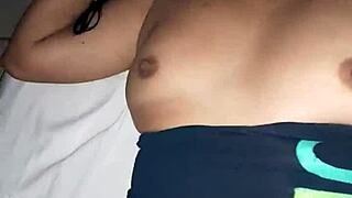 Padrastro pervertido toca mis partes íntimas por ayuda económica para fiesta con novio en homemade roleplay