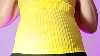 Esposa Puta Latina Infiel in Leggings Films Herself for Stepson as Dirty Slut in USA