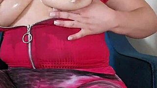 أمزق ليغينغسي لأرش مع ألعاب في استمناء منفرد