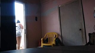 I see this morena latina with a big ass seducing her padrastro in homemade style.