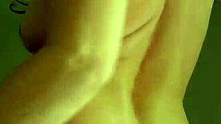 beautiful brunette milf shows off her perfect ass