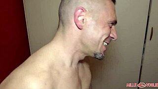 Conoce chica en app famosa y la pasión explota al verse en persona