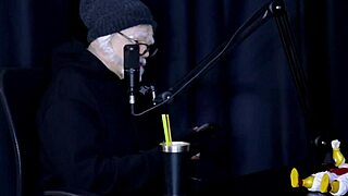 Veja a entrevista safada com flor de damiana e vovô moai in this brazilian porn cast compilation full of public humiliation and swinger fun