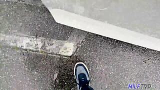 큰 가슴 블론드 밀프가 딥스로트 사정 섹스로 자지 픽업돼