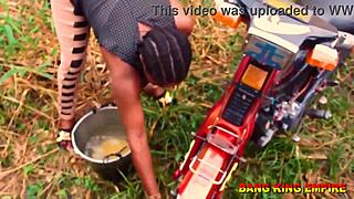 African wife queen enjoyed riding ex boyfriend's huge dick in ghetto fun