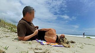 i enjoyed a relaxing beach day until a surprise encounter perked me up