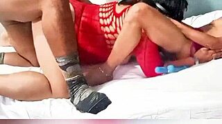 mature milf gives me a good ass licking while i fuck my girlfriends pussy