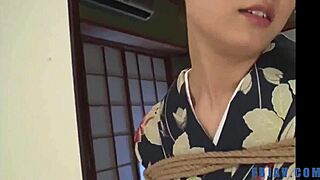 Beautiful Japanese milf Mirei